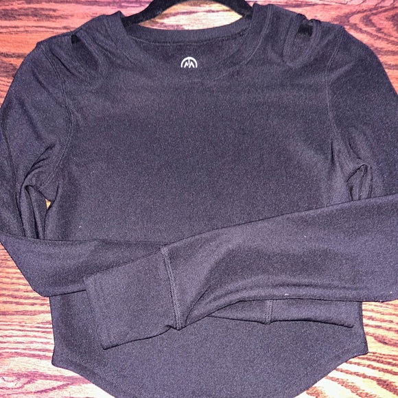 Move theory workout crop top - Picture 3 of 5